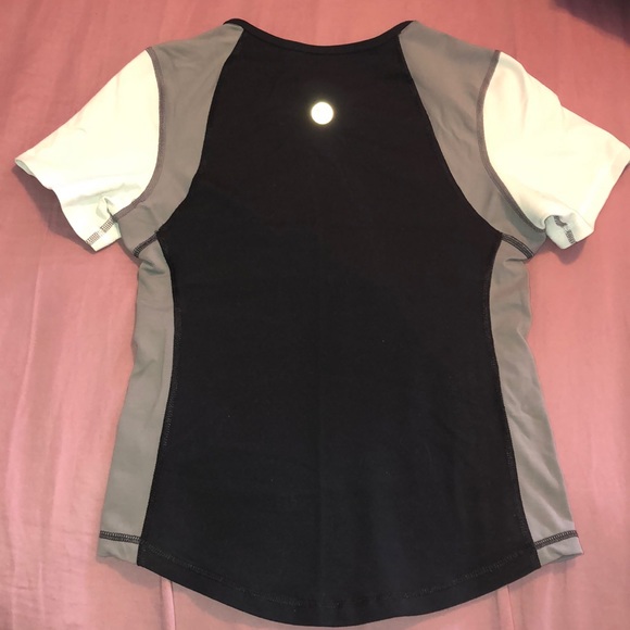 Lululemon 6 Tri-colour T-shirt - Picture 5 of 8